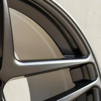 ASTRO - Gloss Gunmetal, rim close-up