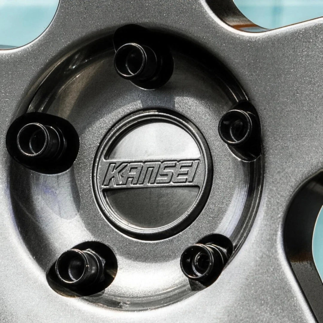 KNP - Gloss Gunmetal, on a car