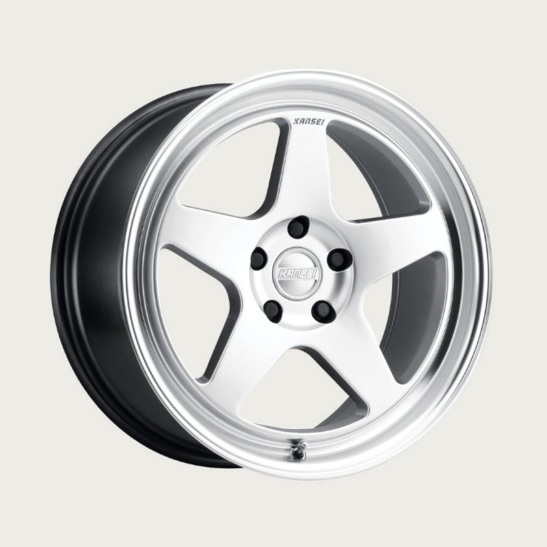 KNP - Hyper Silver with Bright Machined Lip, three-quarter view