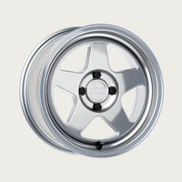 KNP 15" - Hyper Silver Machined Lip, three-quarter view