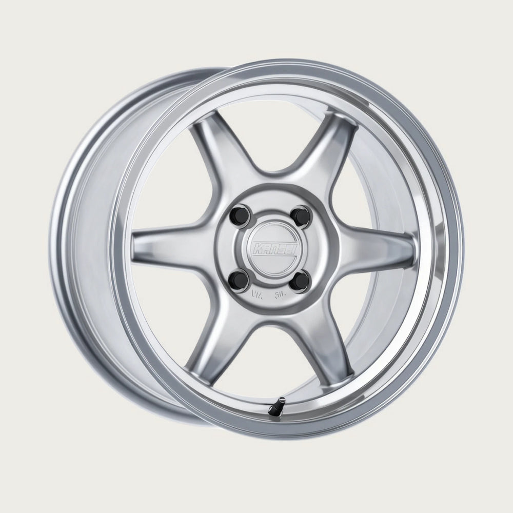 TANDEM 15" - Hyper Silver Machined Lip, three-quarter view