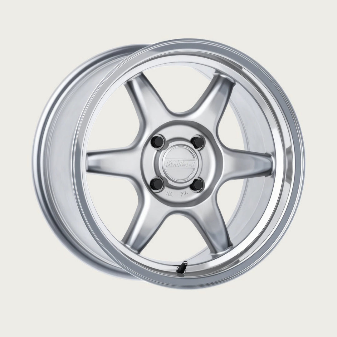 TANDEM 15" - Hyper Silver Machined Lip, three-quarter view