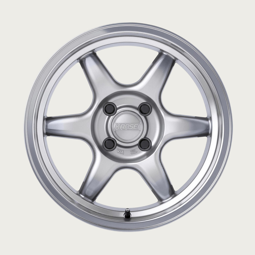 TANDEM 15" - Hyper Silver Machined Lip, face-on view